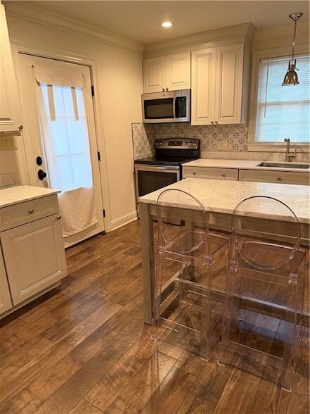 Building Photo - 1007 Orchid St