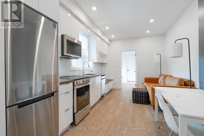 Building Photo - 17 Claremont St