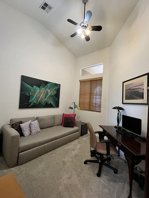 Foto principal - 3928 E Minton St