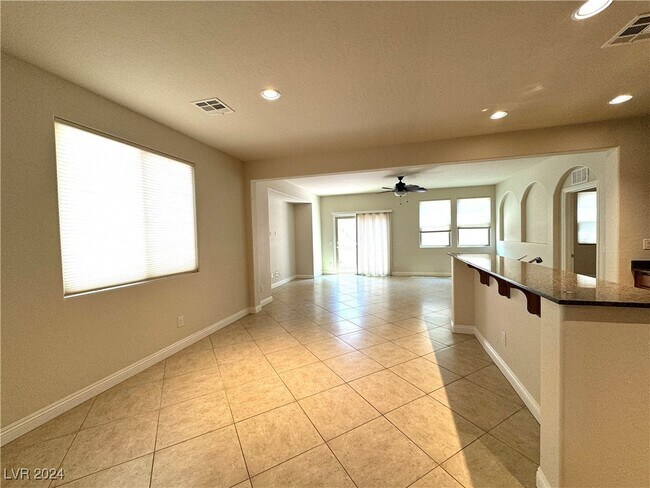 Building Photo - 363 Woodland Moss Rd