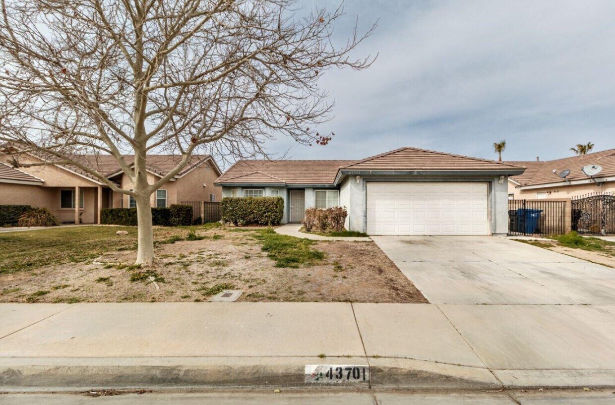 43701 E Ave E 6, Lancaster, CA 93535 House Rental in Lancaster, CA