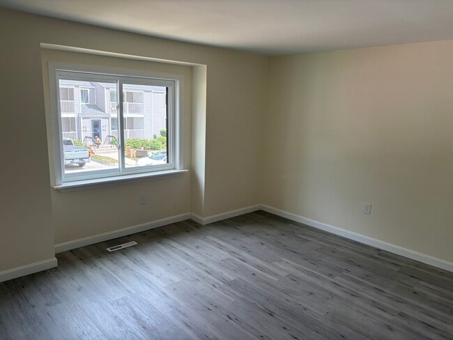 Building Photo - 1C Black Oak Dr