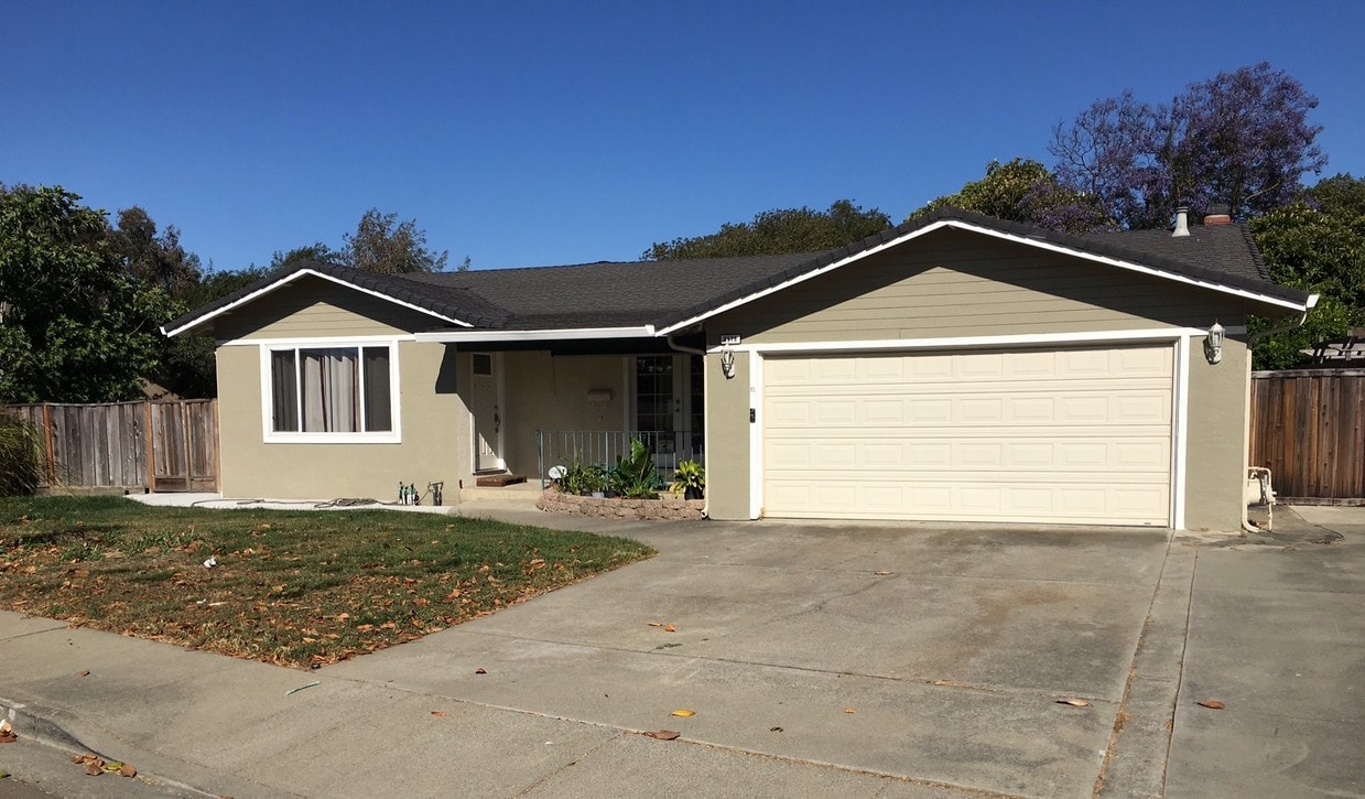 Primary Photo - 2578 Cherrywood Dr