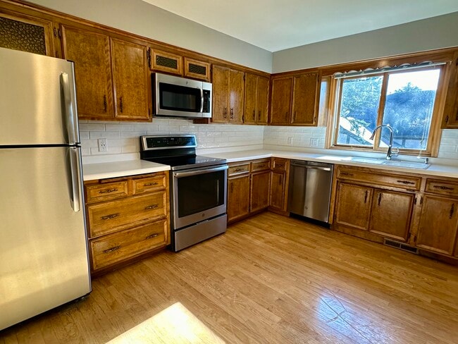 Kitchen will be updated - 7303 Glouchester Dr