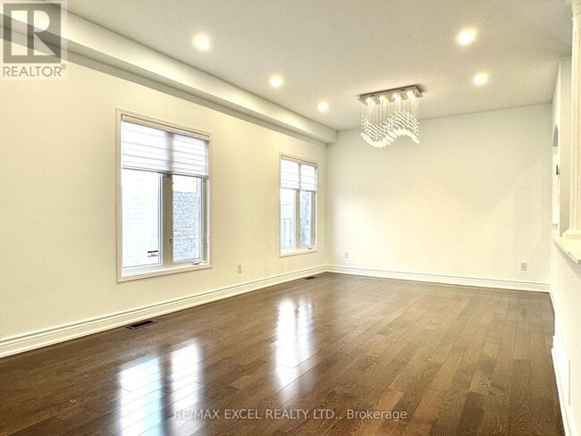 Building Photo - 13 Brooksmill Ln