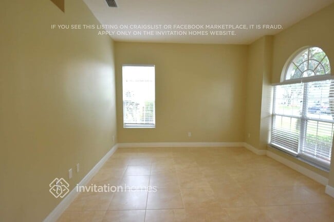 Building Photo - 2810 Whistler St
