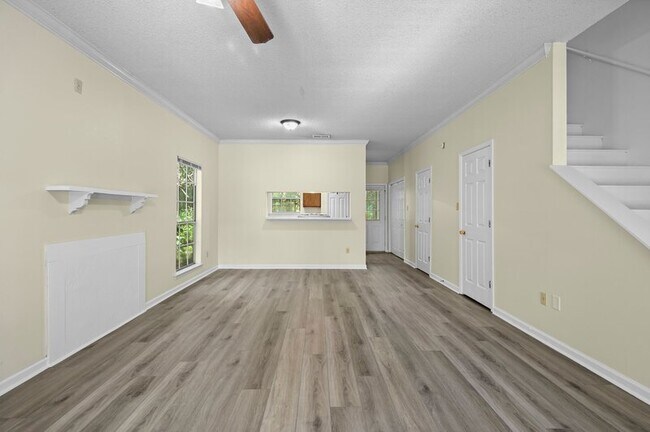 Building Photo - 5379 Rosedown Ct