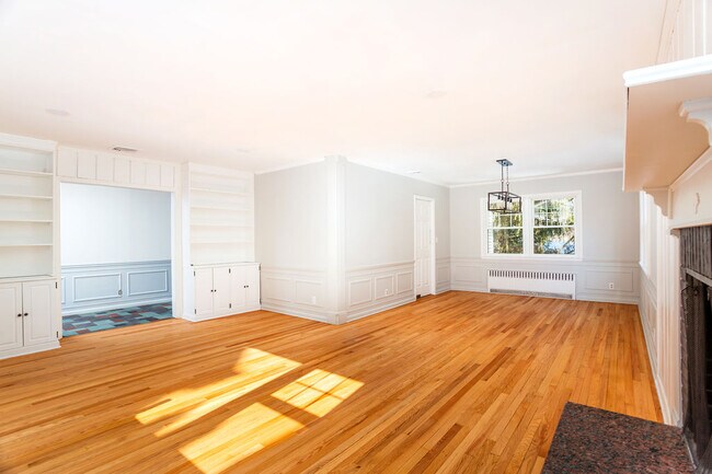 Foto del edificio - 198 Valley Rd