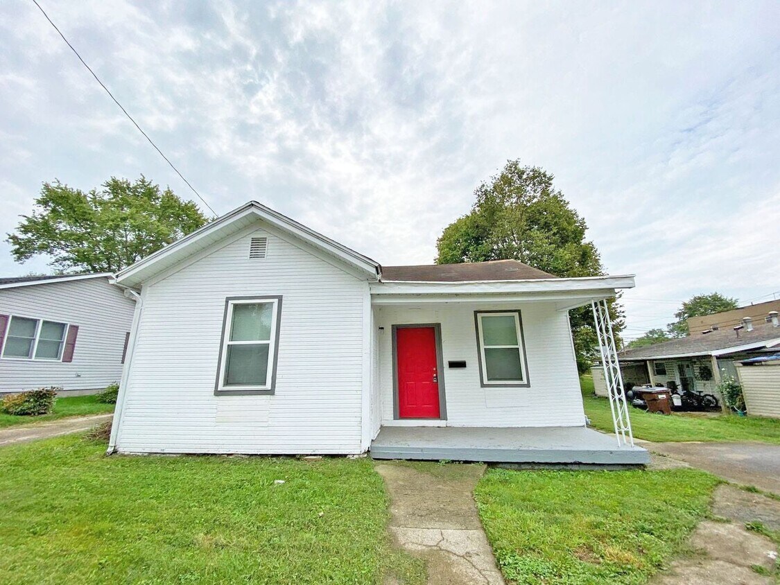 825 E Market St, Xenia, OH 45385 House Rental in Xenia, OH