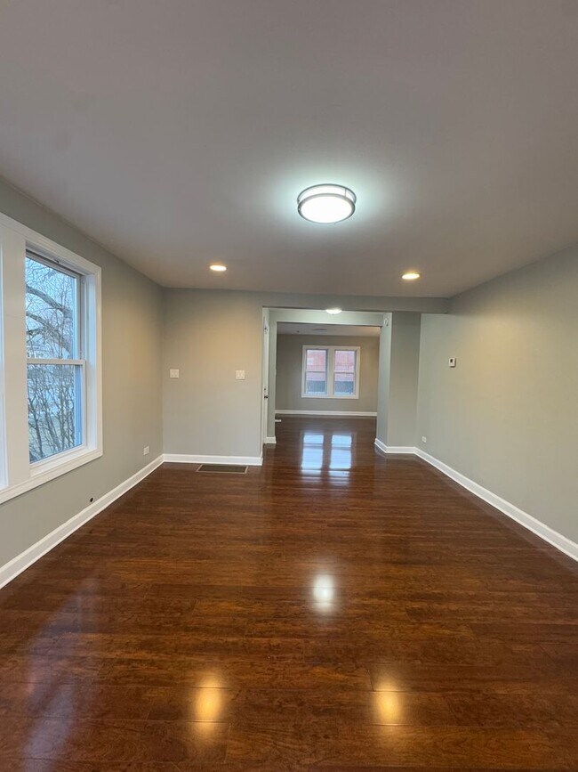 Foto del edificio - Beautiful 3-bedroom house for Rent AVAILABLE NOW!!