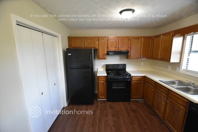 Foto del edificio - 1784 Blanche Dr