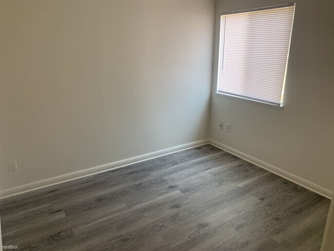 Foto del edificio - 3 br, 2 bath House - 3813 White Lane