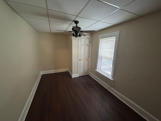 Building Photo - 65 Schubert St