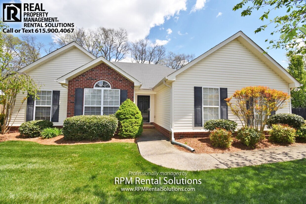 Primary Photo - Gorgeous one level 3BR/2BA w/garage in Mbo...
