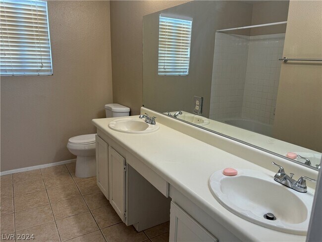 Foto del edificio - 7101 W Flowerridge Ln