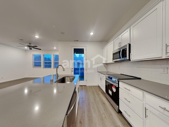 Foto del edificio - 5020 Washington St SE