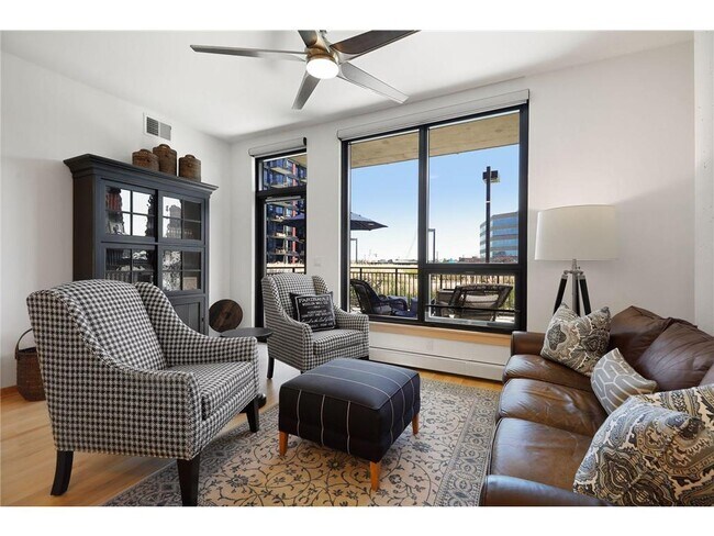 Building Photo - 1240 S 2nd St