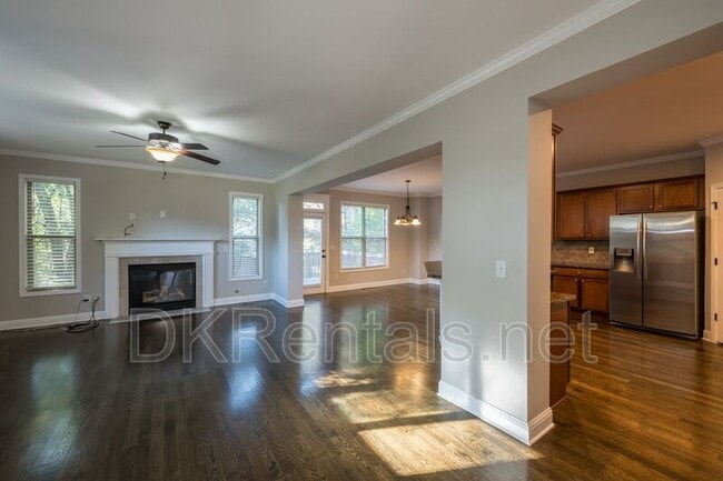 Foto del edificio - 2707 Silver Hill Terrace SE