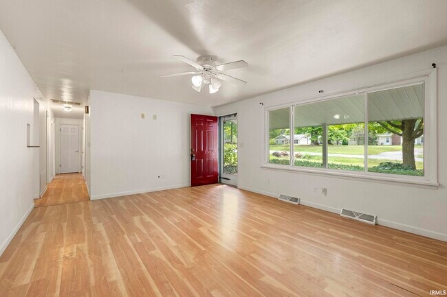 Building Photo - 4631 Parkerdale Dr