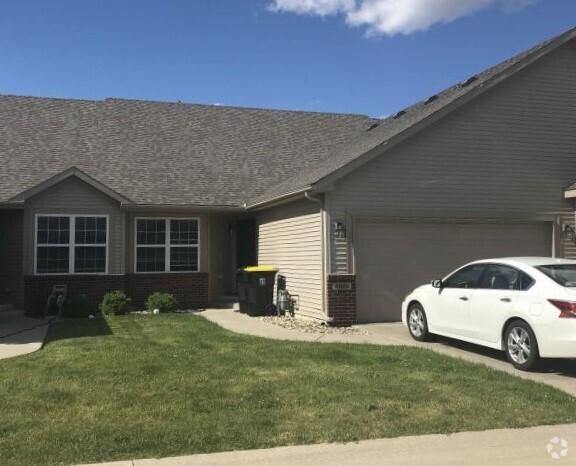 Building Photo - 3620 Chardonnay Ct