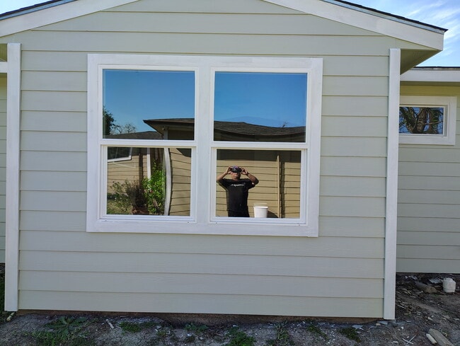 Foto del edificio - 6603 Narcissus St