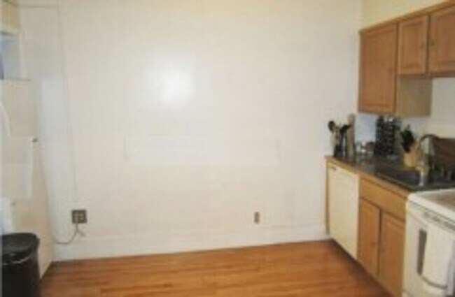 Foto del edificio - Kenmore Square (BU) 2 Bedroom Apartment - 9/1 (NO BROKER FEE)