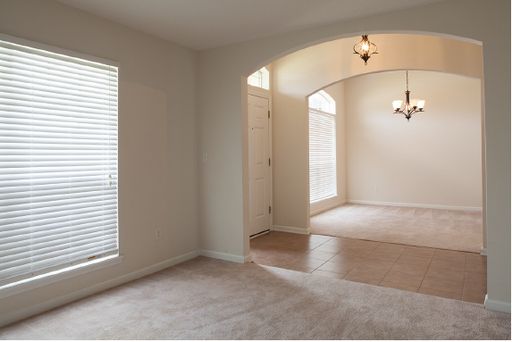 Building Photo - 316 Blackthorn Pl