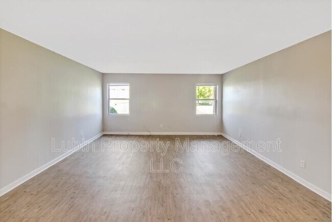 Building Photo - 388 3 Forks Rd