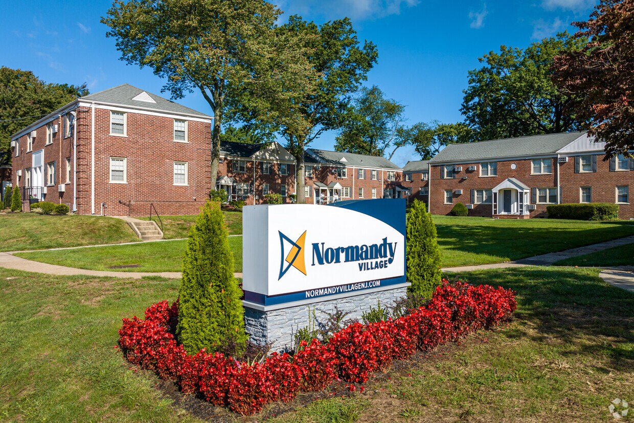 Normandy Village Apartments in Union, NJ