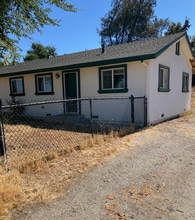 Building Photo - 13518 Airline Hwy