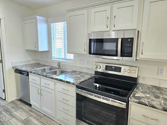 Foto del edificio - 8869 E Baseline Rd