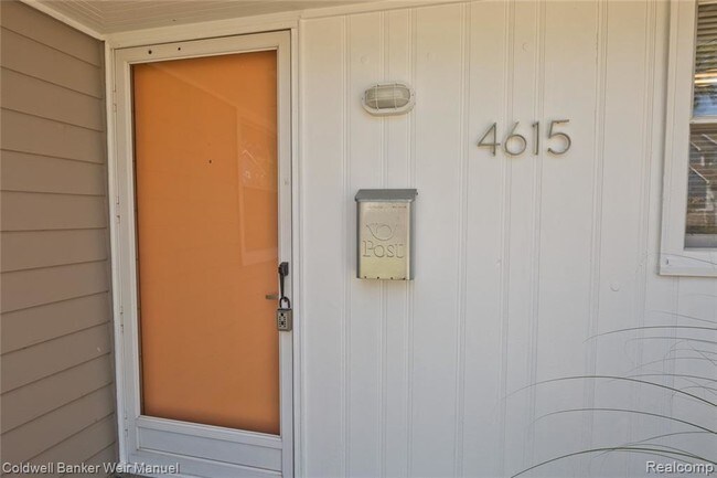 Foto del edificio - 4615 Olivia Ave