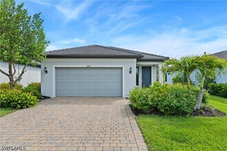 Building Photo - 2244 Yellowfin Cir