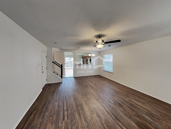 Building Photo - 748 McCulloch Glenn