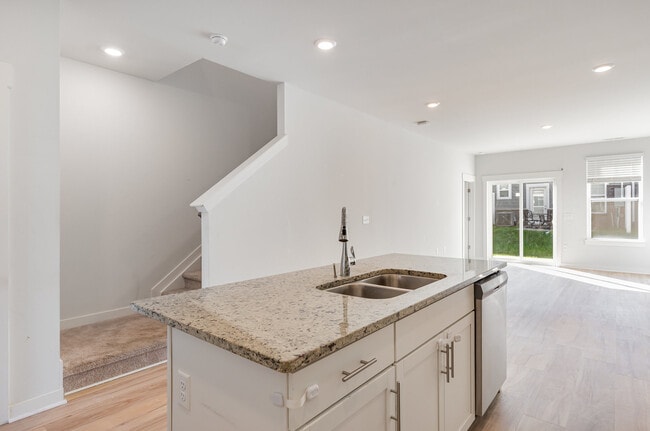 Building Photo - 4209 Aragorn Way