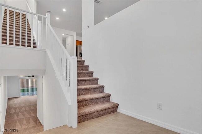 Foto del edificio - 5772 Avondale Rise Wy