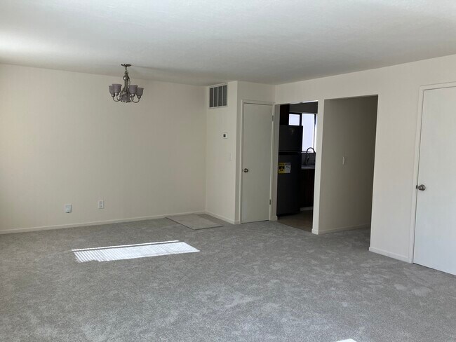 Foto del edificio - 285 Brighton Rd