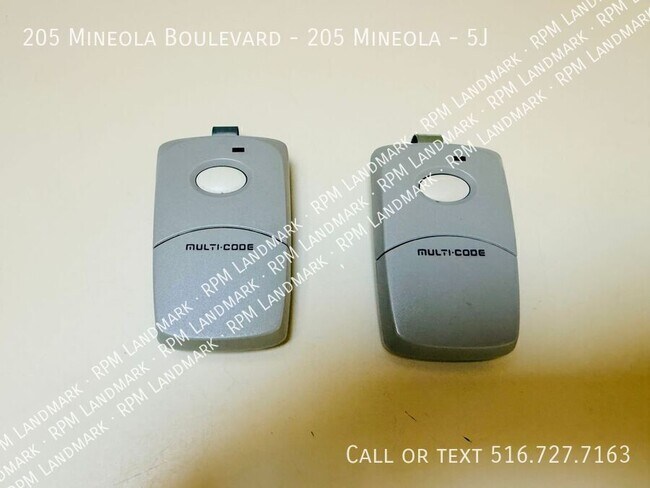 Foto del edificio - 205 Mineola Blvd