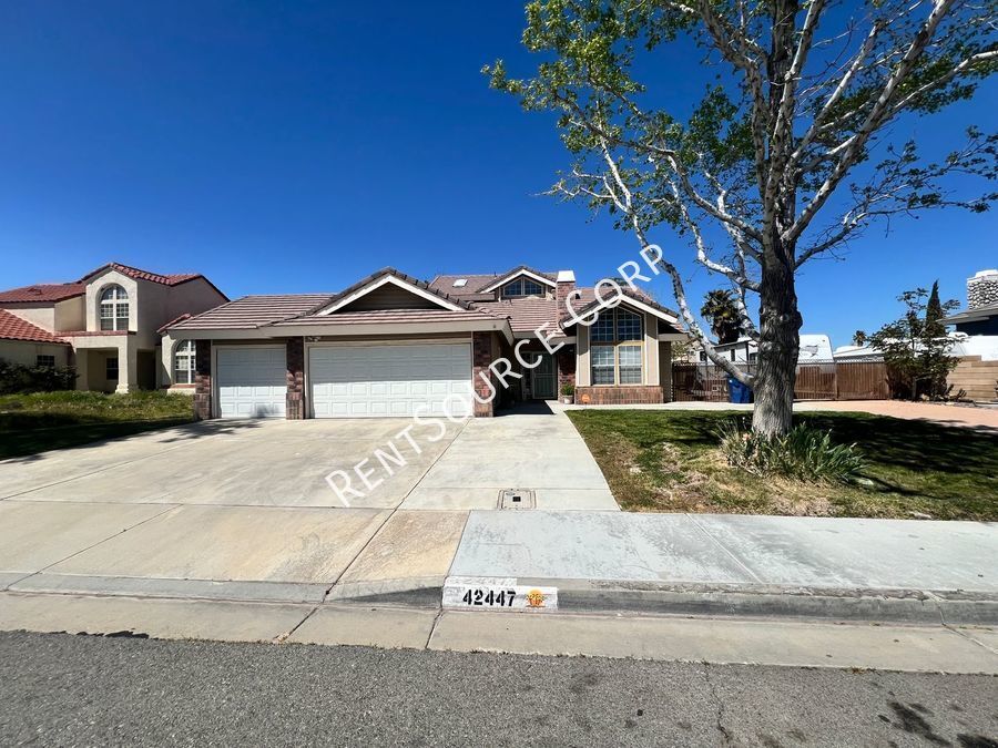 42447 Surrey Ct, Quartz Hill, CA 93536 House Rental in Quartz Hill