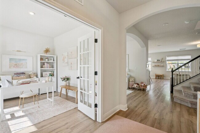 Foto del edificio - 1606 Chelsea Manor Cir