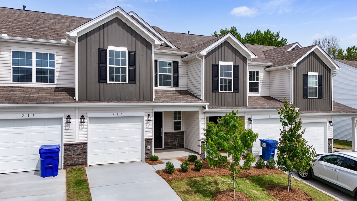 Foto principal - 717 McKissick Dr