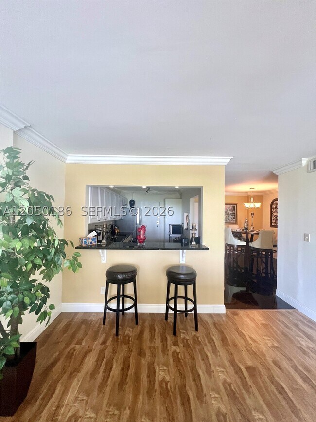 Foto del edificio - 1465 NE 123rd St