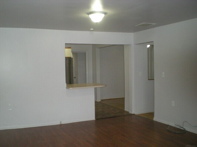 Foto del edificio - 39123 Casimira Ave
