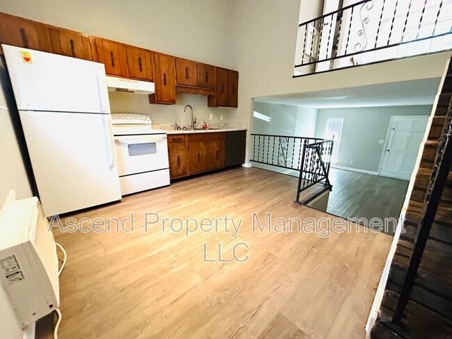 Photo - 557 Cranberry Way House