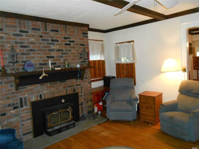 Foto del edificio - 227 Wellington Rd