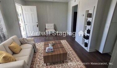 Building Photo - 102 N 11th St