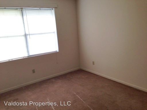 Foto del edificio - 2 br, 1 bath Apartment - 1615 Victory Street