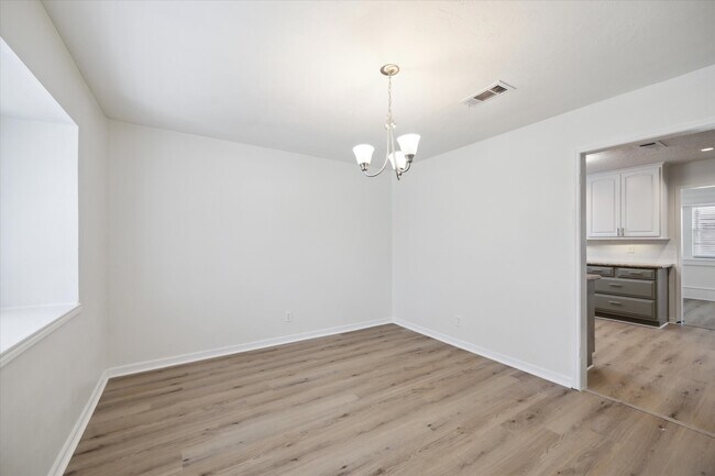 Foto del edificio - 25402 Lynbriar Ln