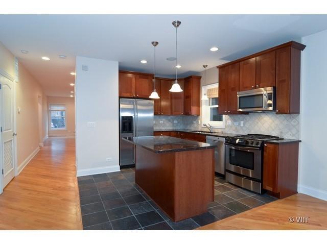 Modern Kitchen - 700 W Aldine Ave