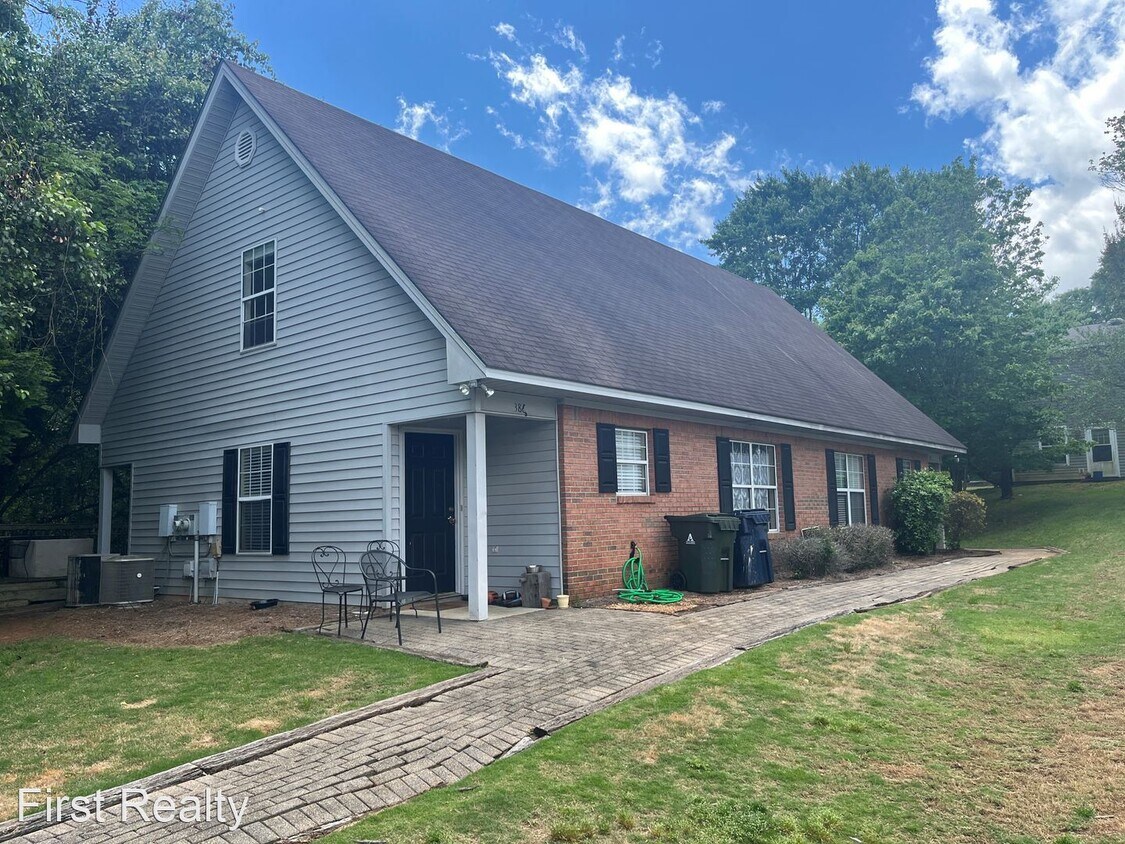 Foto principal - 3 br, 3 bath House - 386 Jason Court